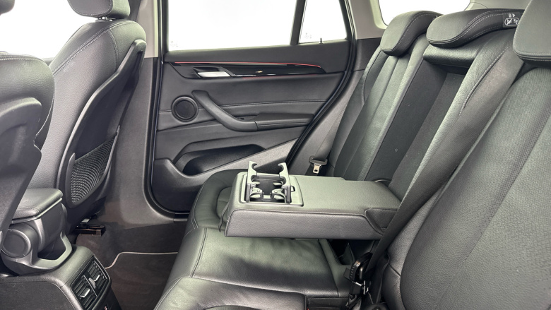 BMW X1 xDrive 20i xLine 5dr Step Auto Petrol Estate